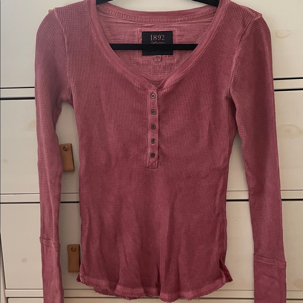 Abercrombie & Fitch 1892 Collection Dusty Rose Waffle Knit Henley